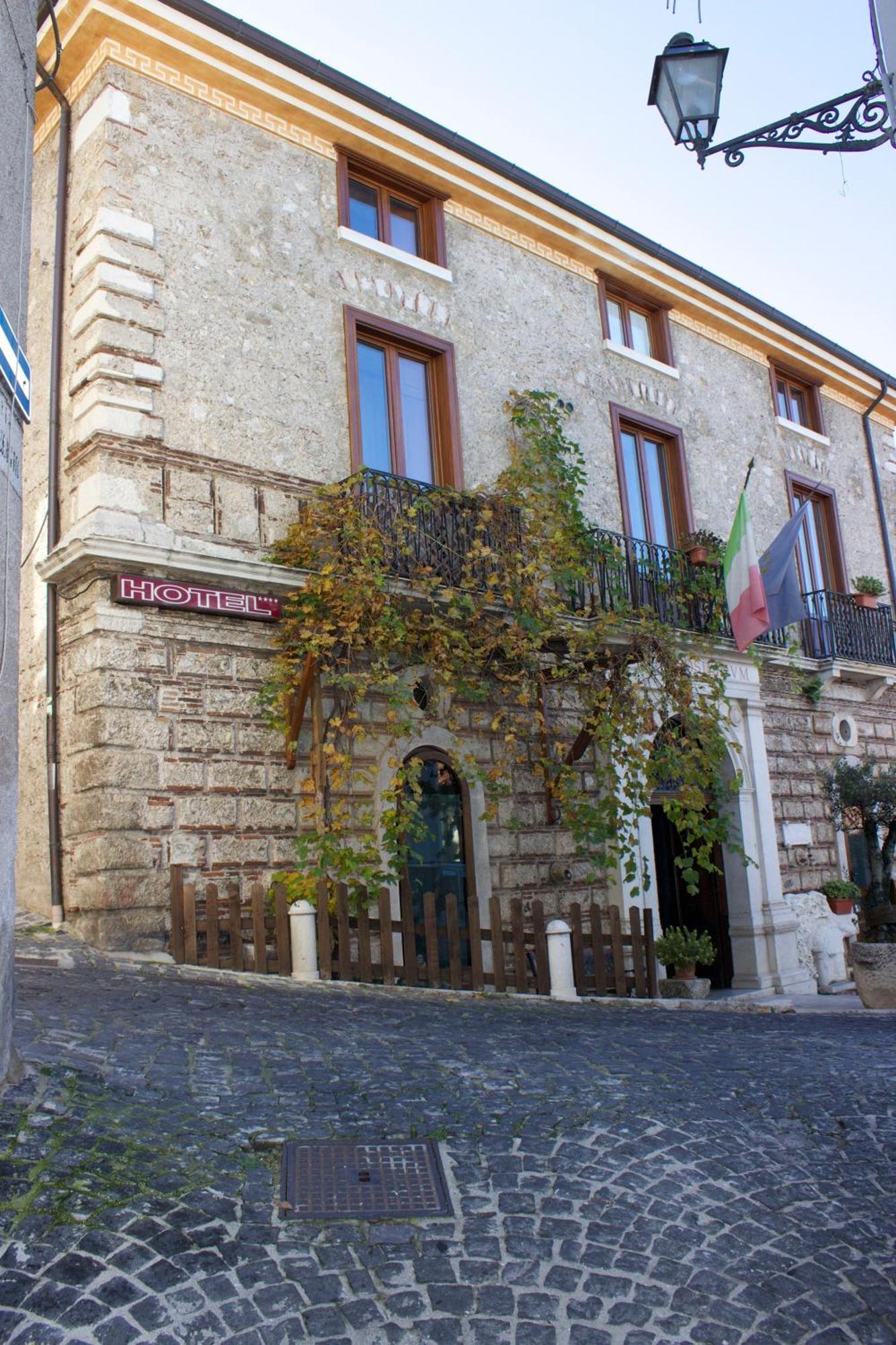 Villa Cosilinum Padula Exterior photo